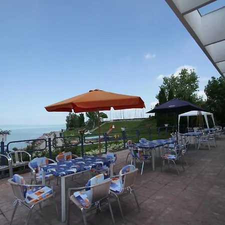 Molo シオーフォク